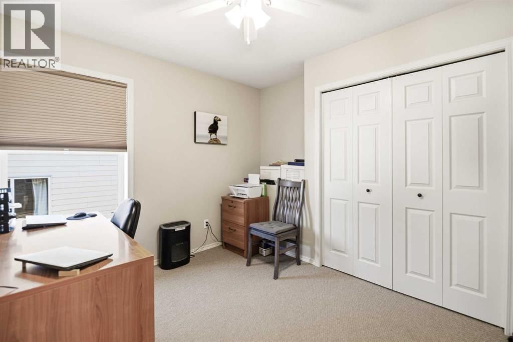 60 GARDEN ROAD Image 17