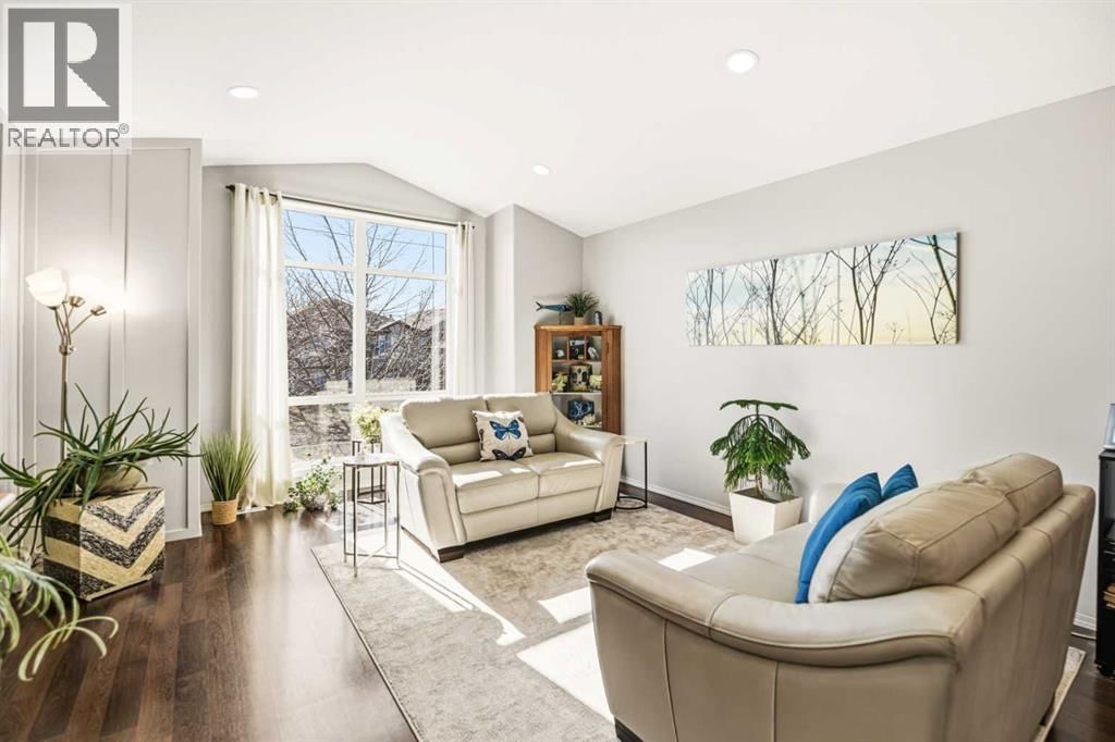 60 GARDEN ROAD Image 3