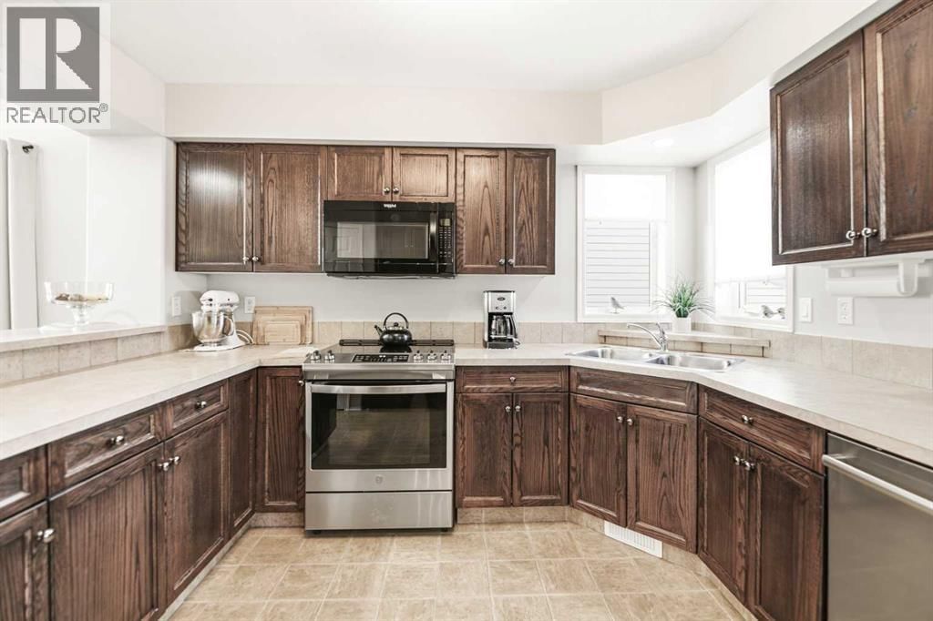 60 GARDEN ROAD Image 7