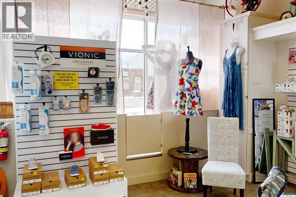 4817 50 STREET Image 13