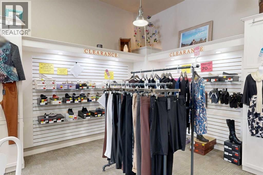 4817 50 STREET Image 18