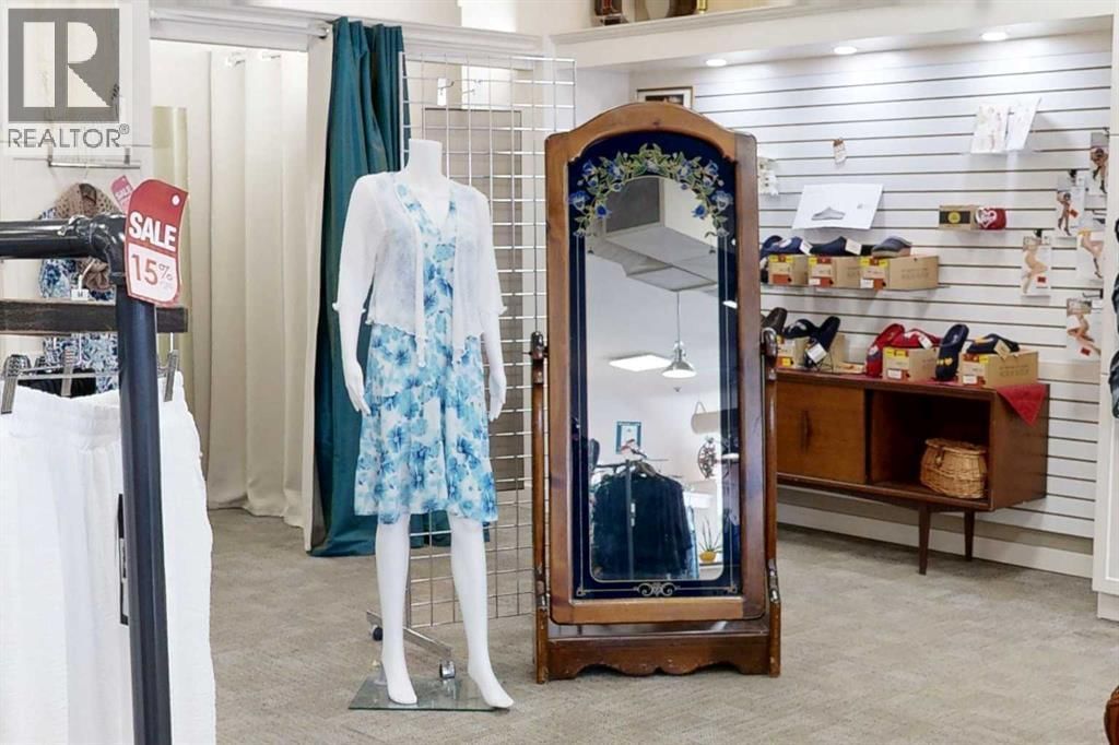 4817 50 STREET Image 32