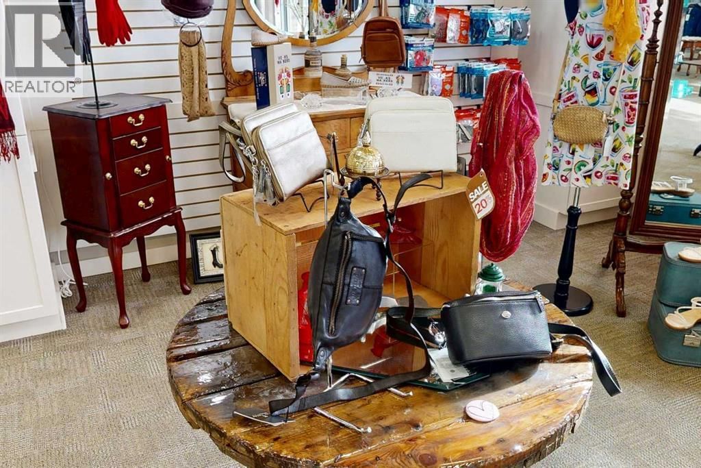 4817 50 STREET Image 35