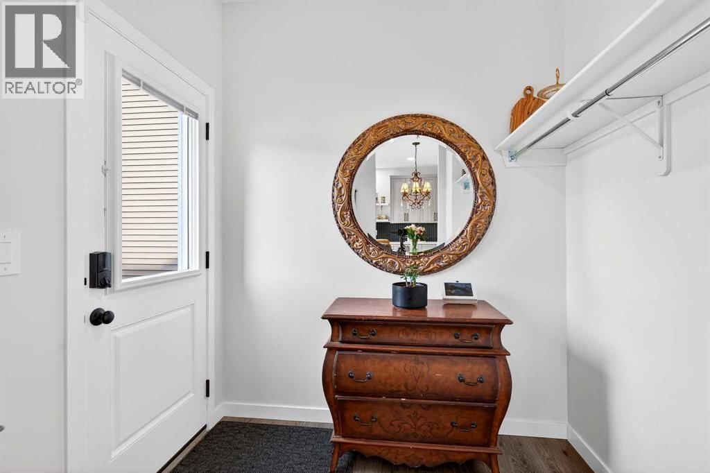 825 REYNOLDS MANOR SOUTHWEST Image 14