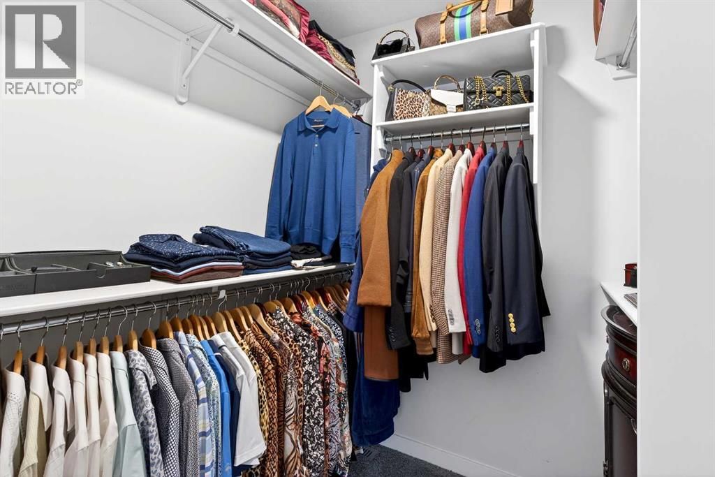 825 REYNOLDS MANOR SOUTHWEST Image 20