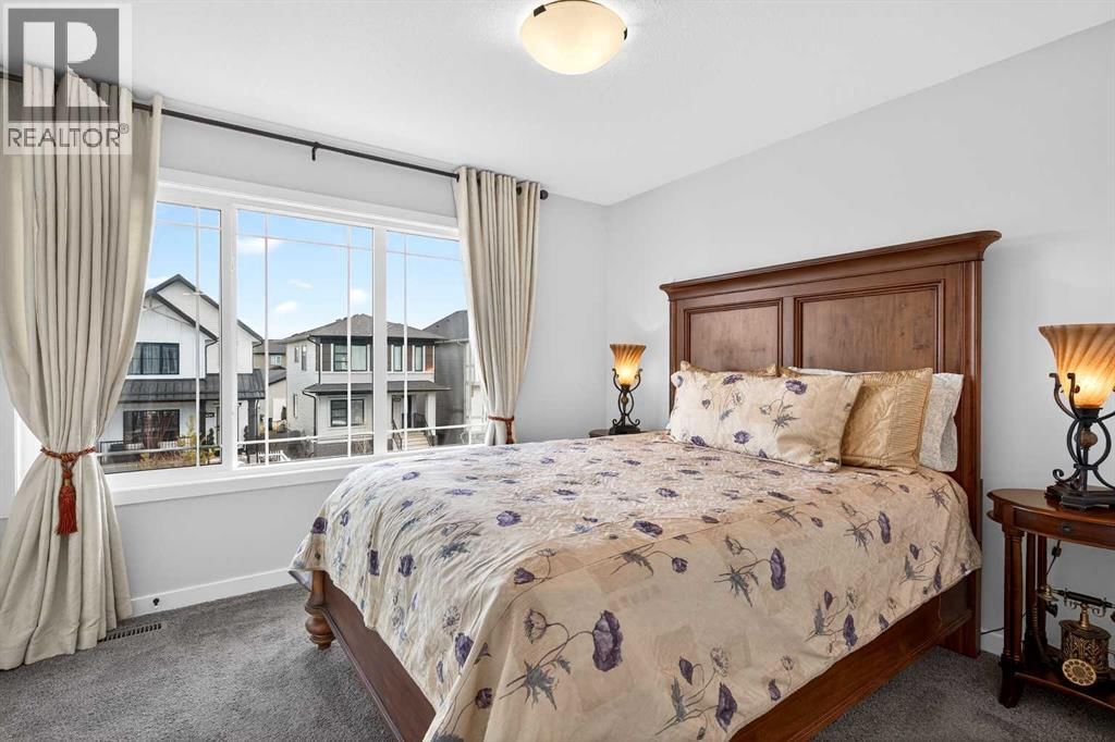 825 REYNOLDS MANOR SOUTHWEST Image 26