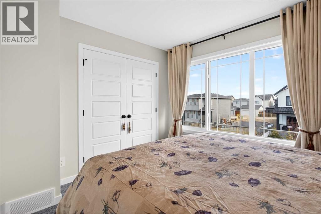 825 REYNOLDS MANOR SOUTHWEST Image 27