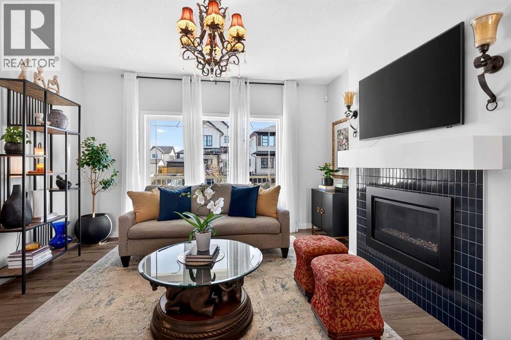 825 REYNOLDS MANOR SOUTHWEST Image 6