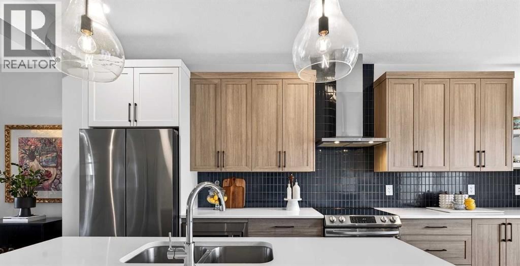 825 REYNOLDS MANOR SOUTHWEST Image 8