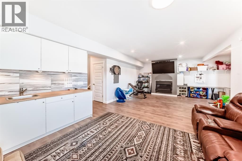 69 SUNDOWN GROVE Image 26