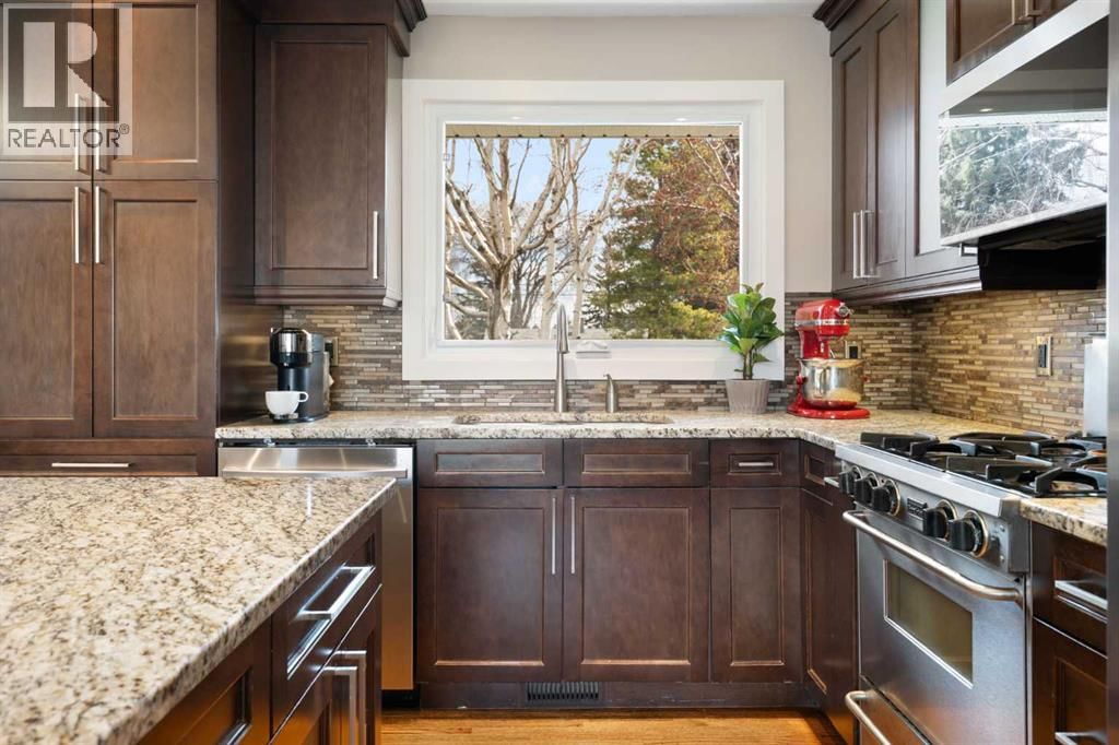 142 Winston Drive property photo