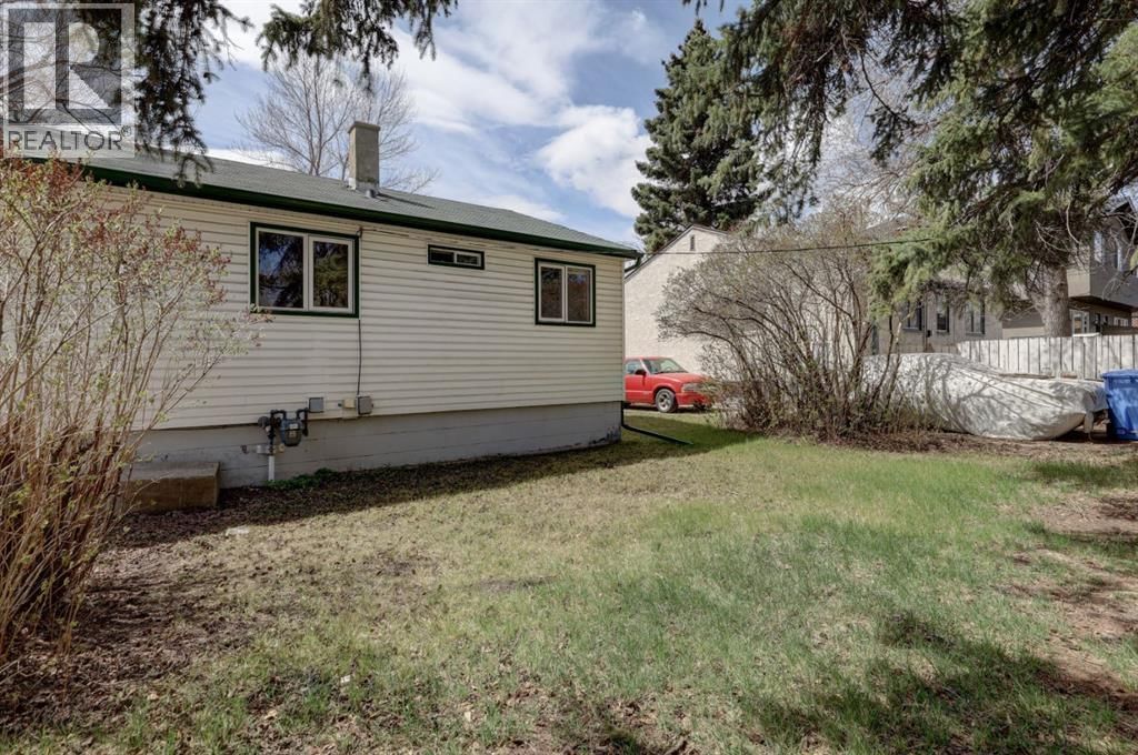 3432 3 Avenue property photo