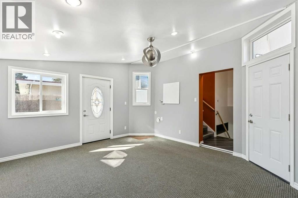 1130 34 STREET SOUTHEAST Image 21