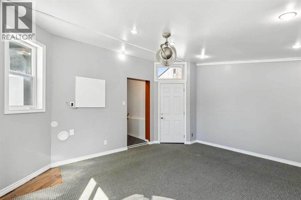 1130 34 STREET SOUTHEAST Image 22