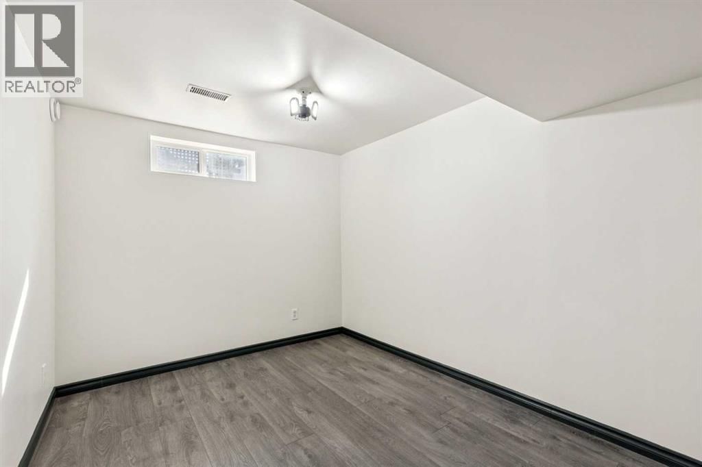 1130 34 STREET SOUTHEAST Image 29