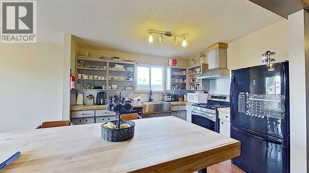 11723 Canfield Road property photo