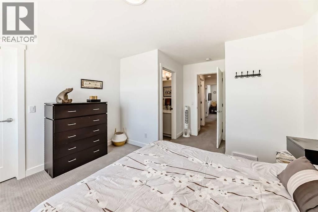 52 WALDEN LANE SOUTHEAST Image 18