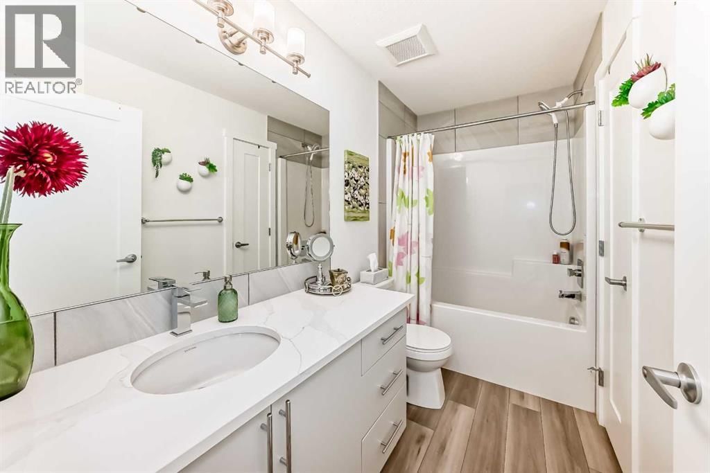 52 WALDEN LANE SOUTHEAST Image 24