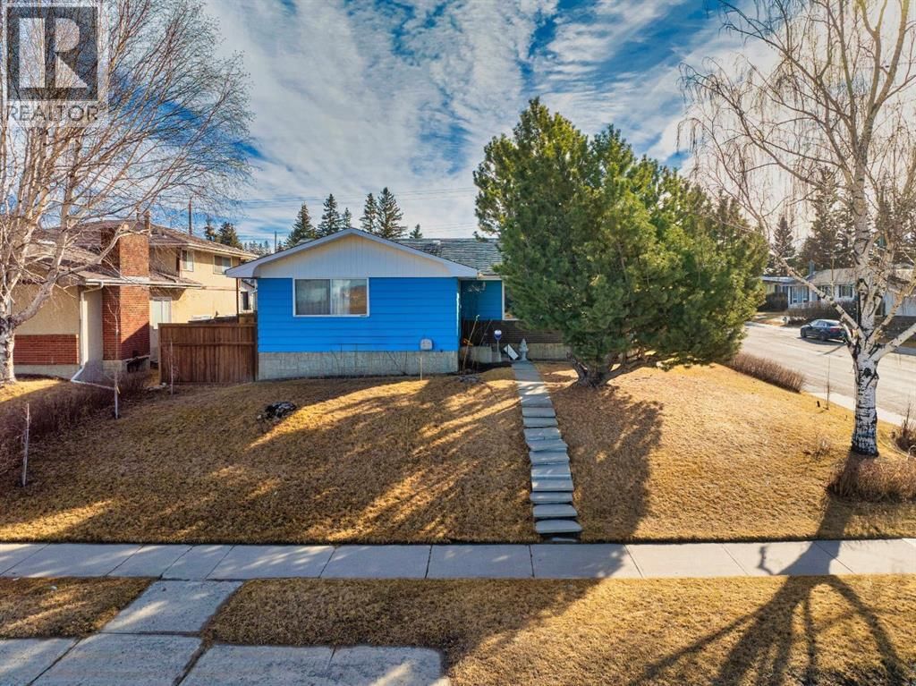 5424 37 STREET SOUTHWEST Image 4