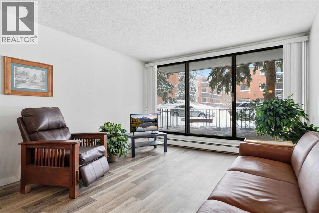 521 57 Avenue property photo
