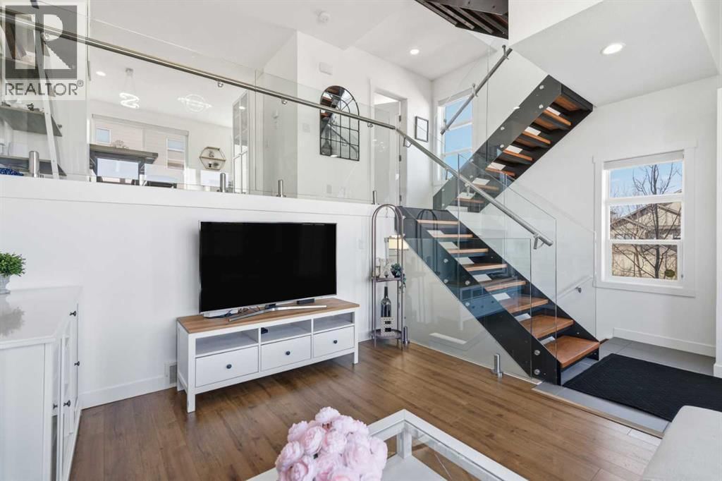 1530 BAYSIDE AVENUE SOUTHWEST Image 7