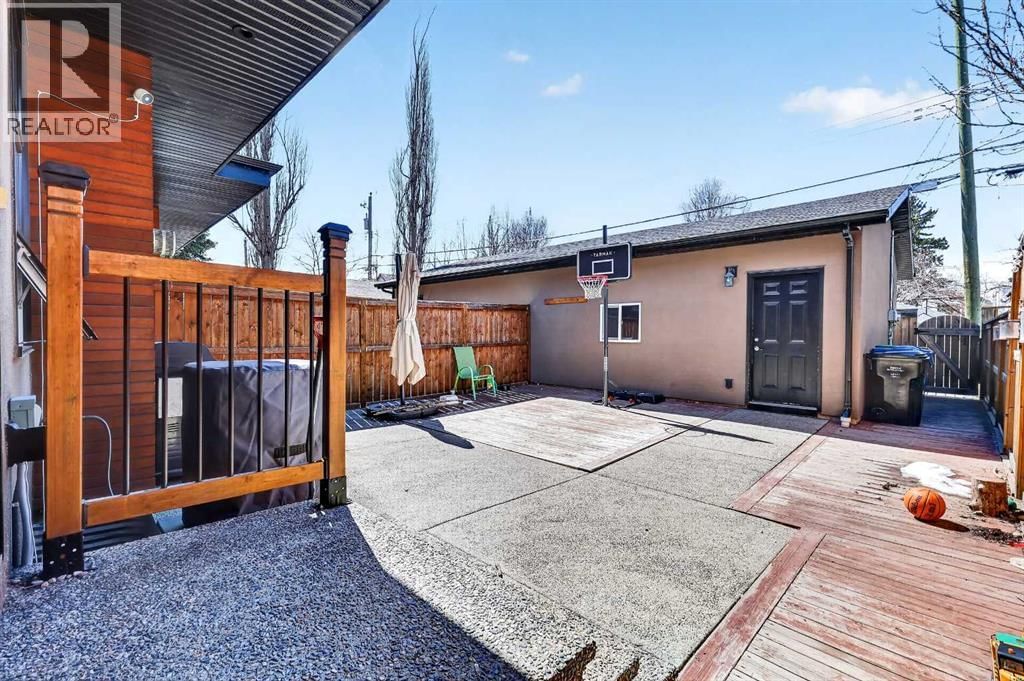 2005 32 STREET SOUTHWEST Image 25