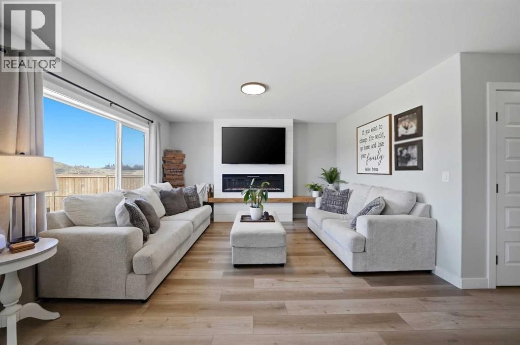 56 TRINITY STREET Image 9