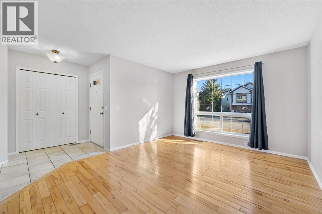 45 COUNTRY HILLS CRESCENT NORTHWEST Image 5