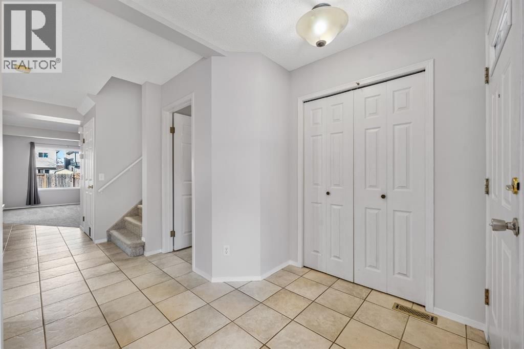 45 COUNTRY HILLS CRESCENT NORTHWEST Image 9