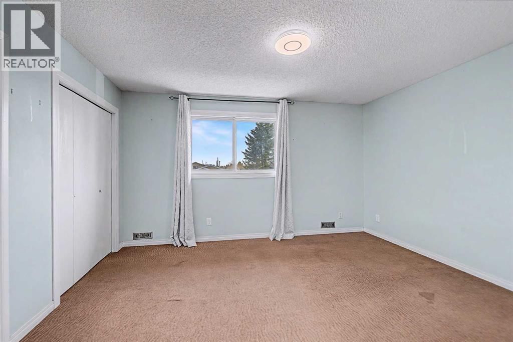 48 WHITWORTH WAY NORTHEAST Image 23