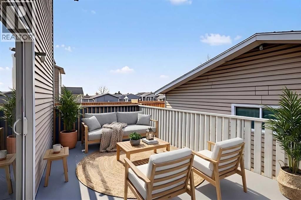 48 WHITWORTH WAY NORTHEAST Image 32