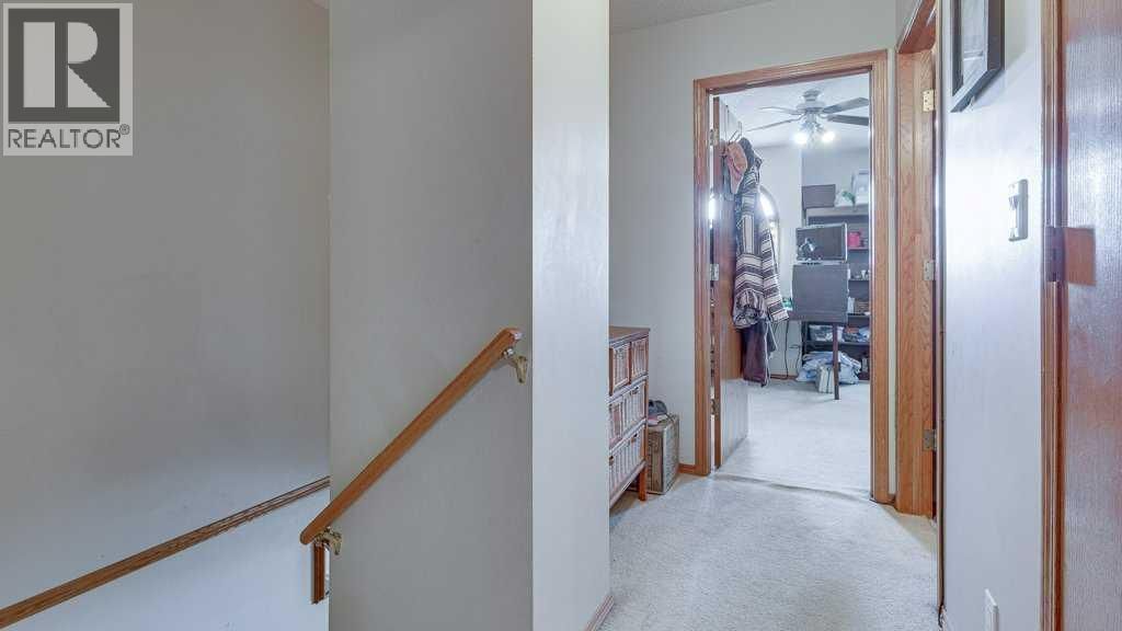 10 DOUGLAS AVENUE Image 14