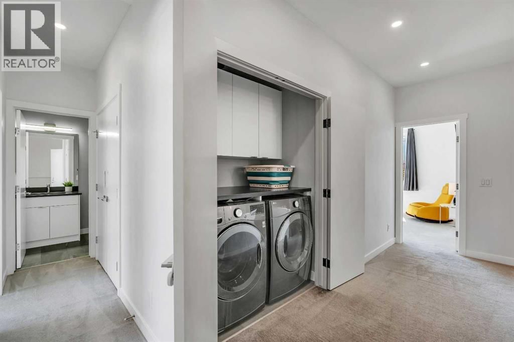 947 31 AVENUE NORTHWEST Image 31