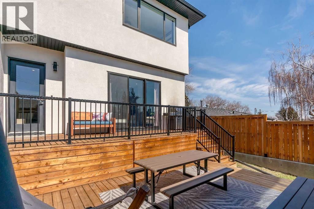 947 31 AVENUE NORTHWEST Image 41