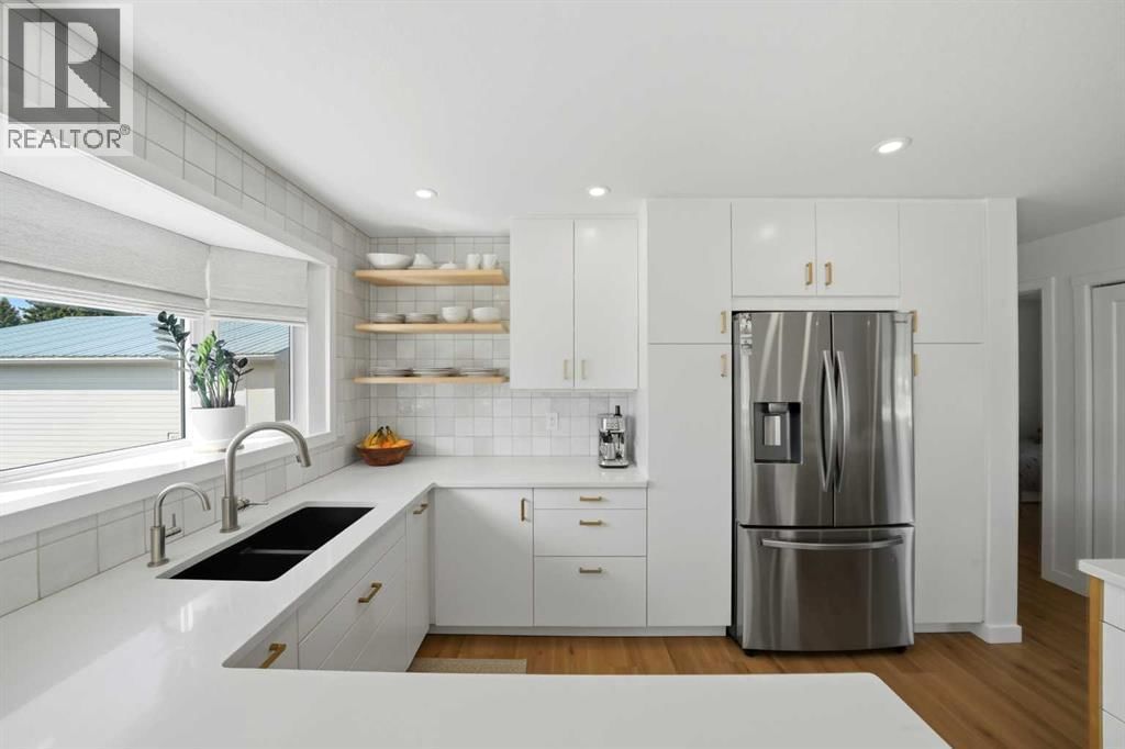 12 STIRLING CLOSE Image 15