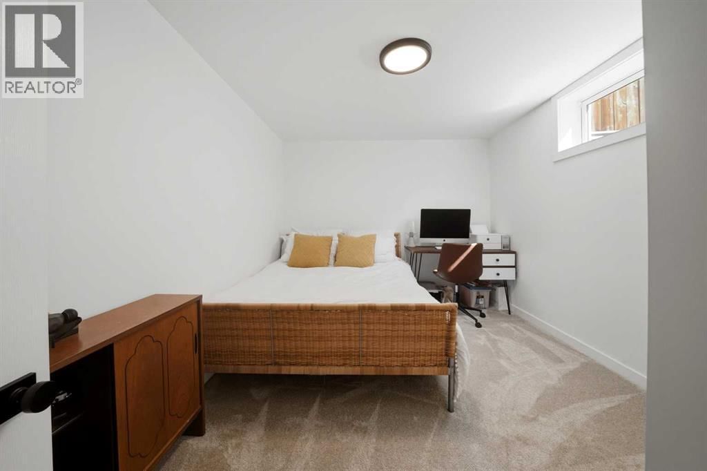 12 STIRLING CLOSE Image 29