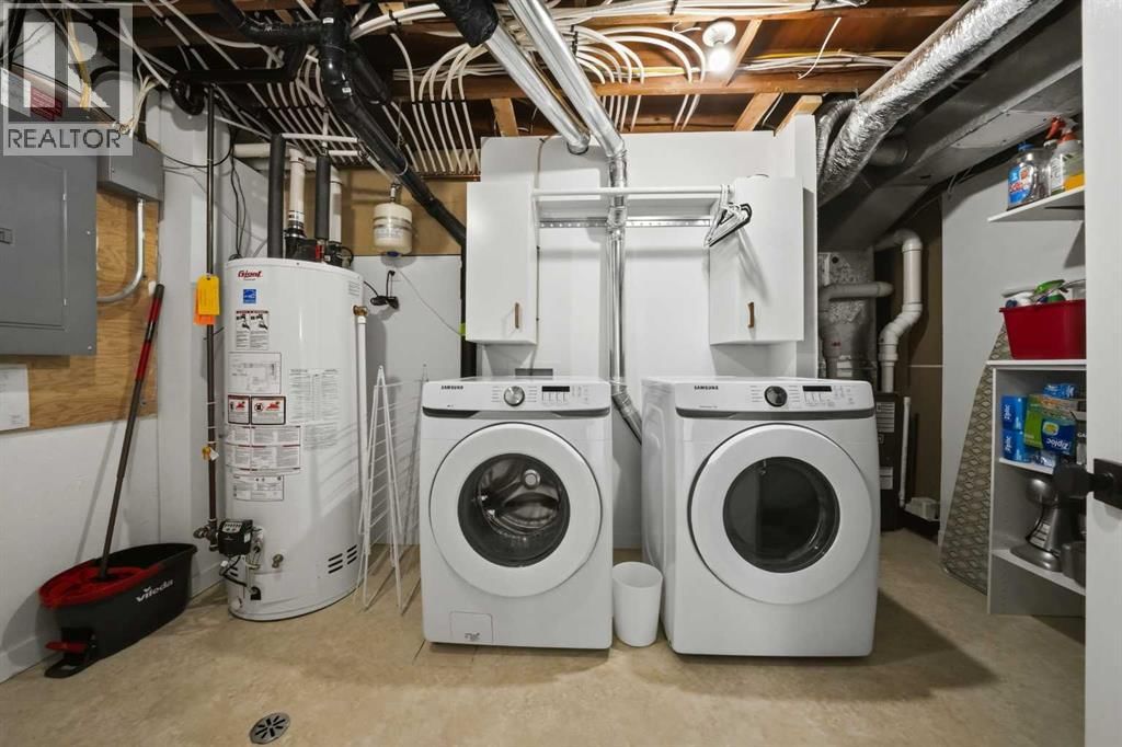 12 STIRLING CLOSE Image 31