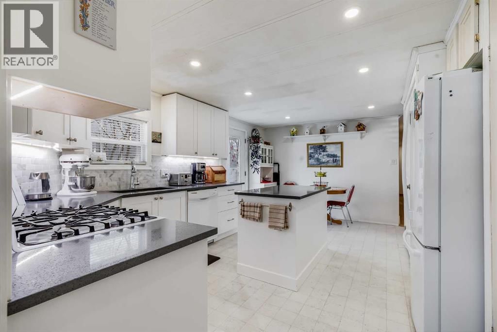 240 BIG HILL CIRCLE SOUTHEAST Image 8