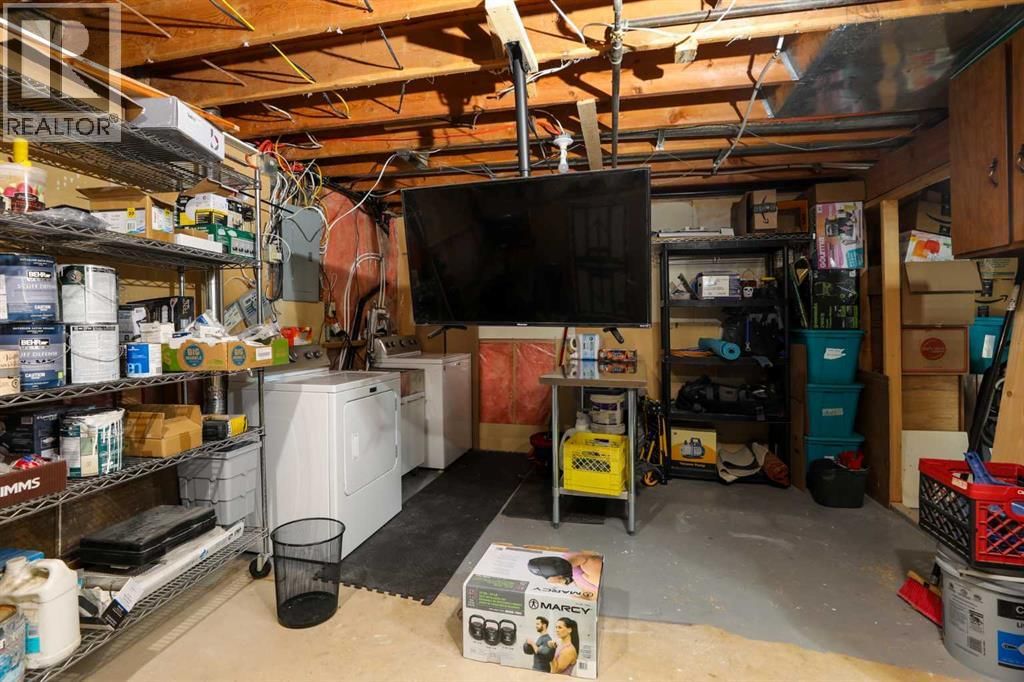 97 LAVAL COURT WEST Image 33