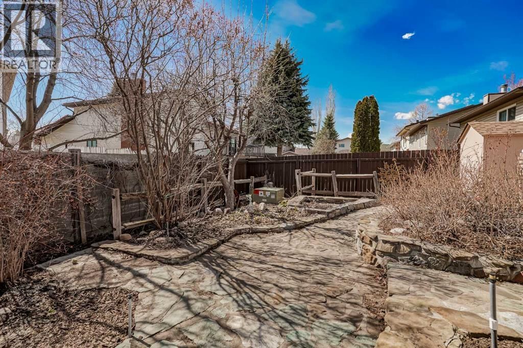 67 WOODSTOCK ROAD SOUTHWEST Image 37