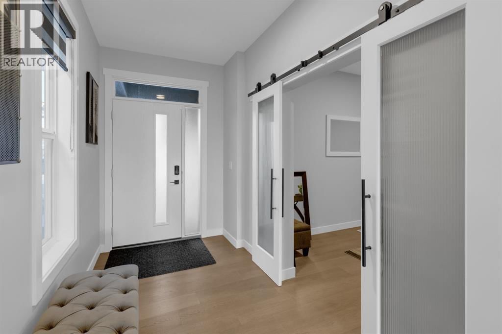 160 PRECEDENCE HILL Image 4