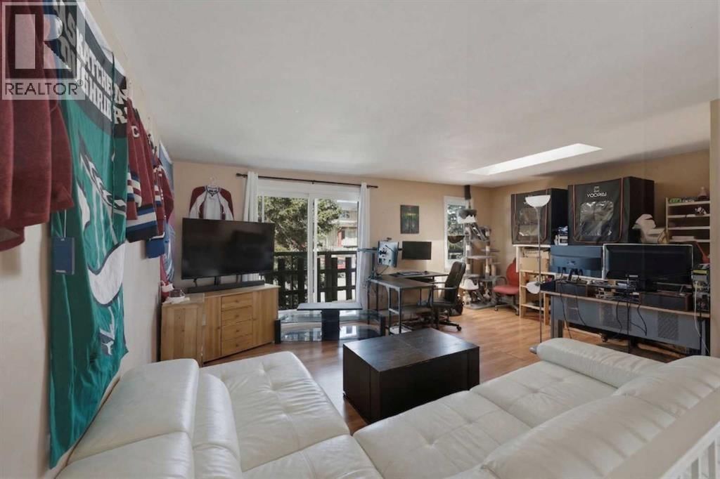 6333 24 Avenue property photo