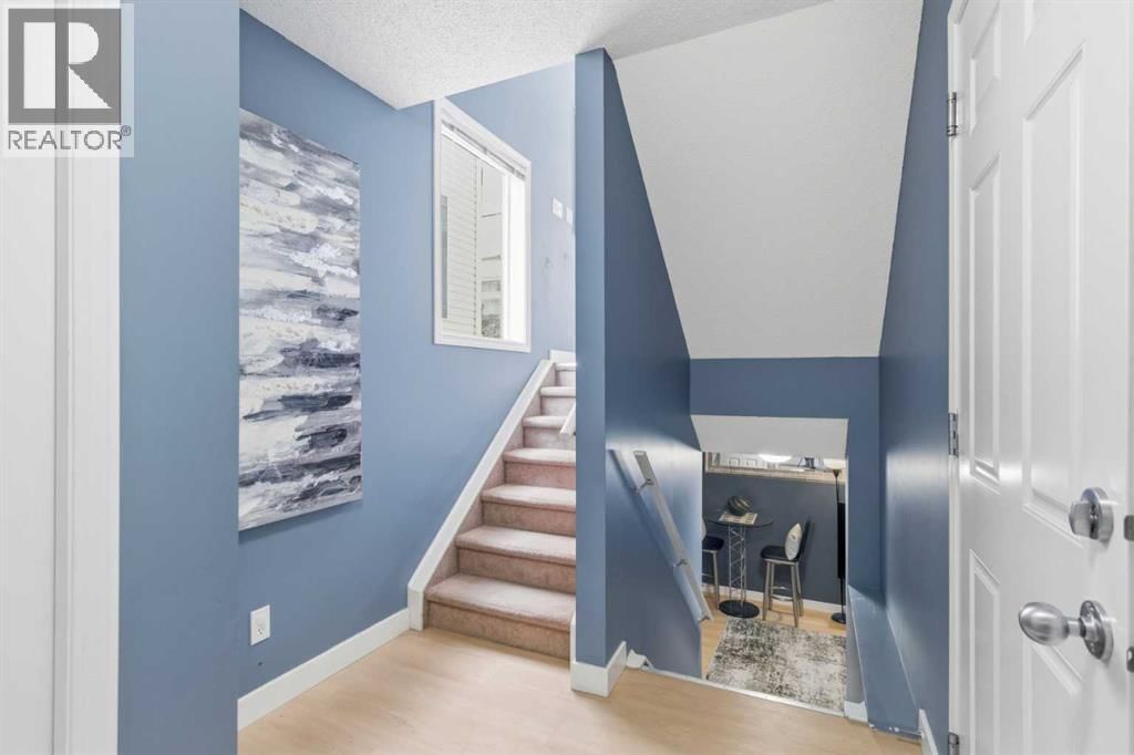166 Everhollow Heights property photo