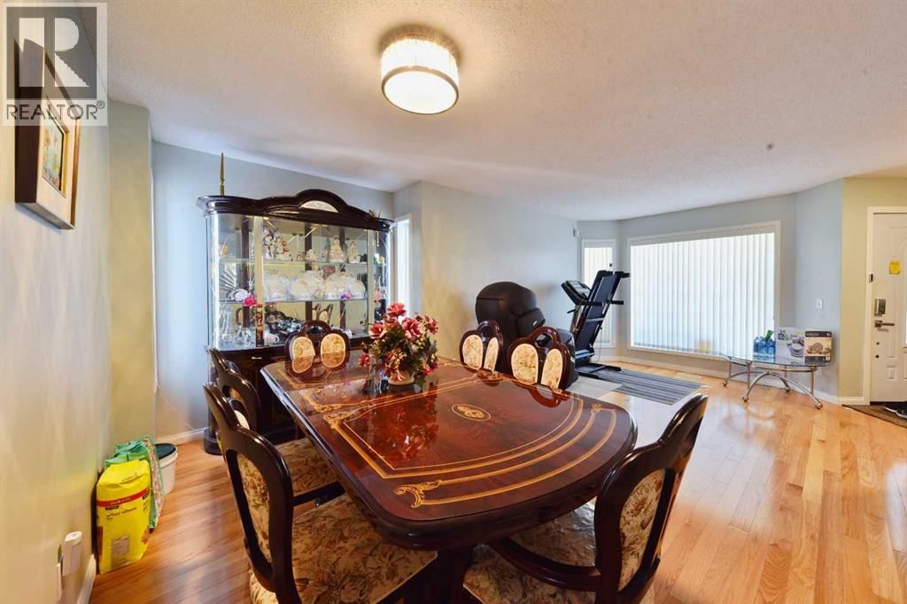 105 Coral Springs Close property photo