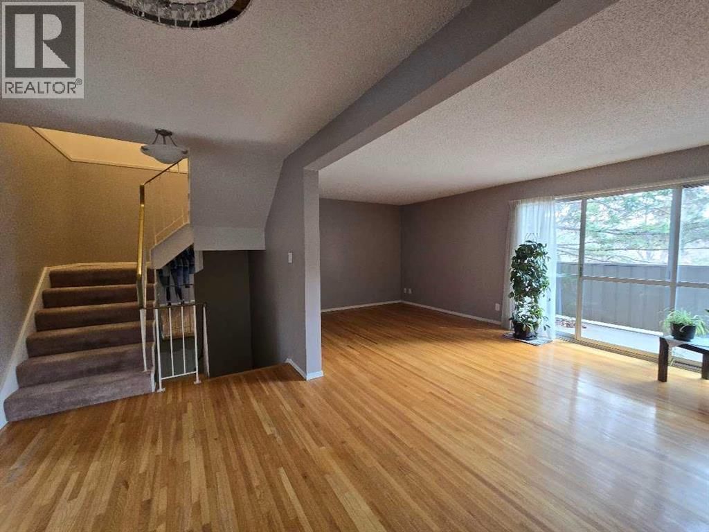 9803 24 Street property photo