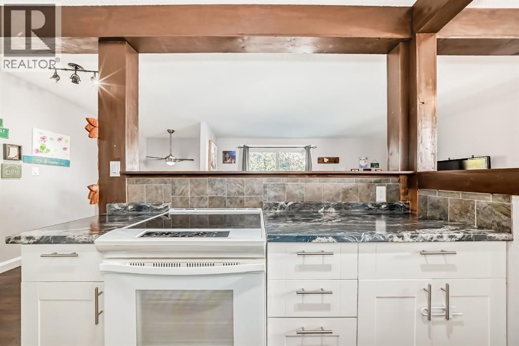 724 Raynard Crescent property photo