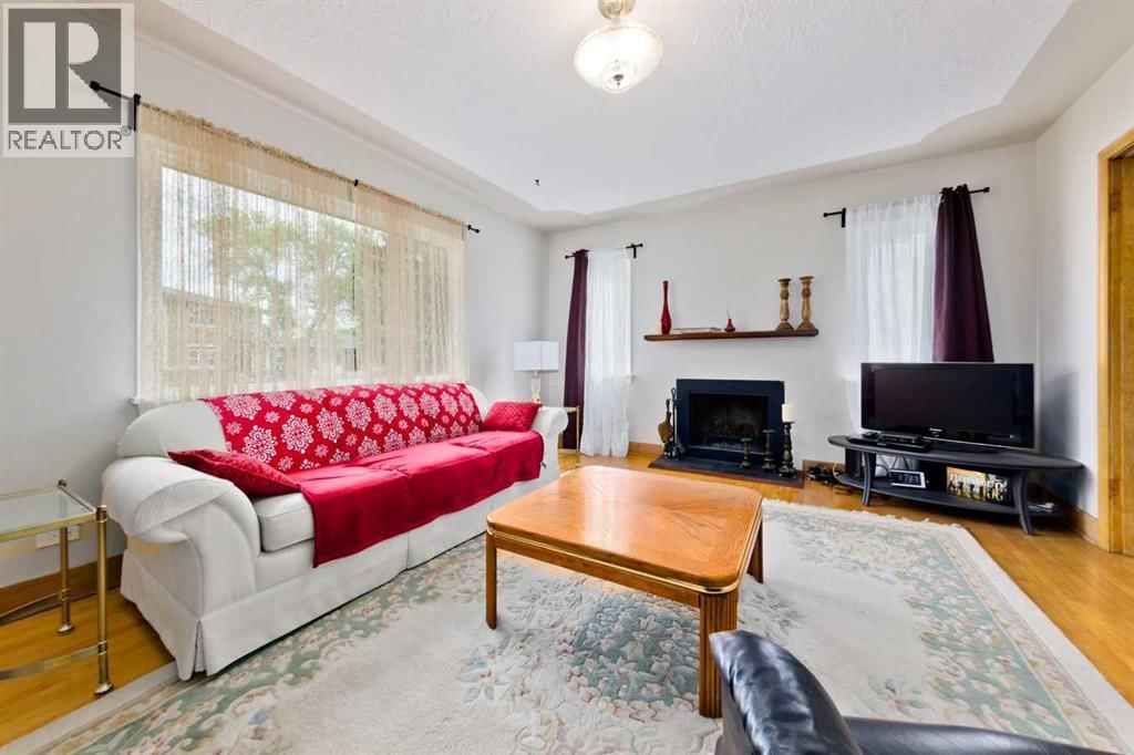 617 17 Avenue property photo