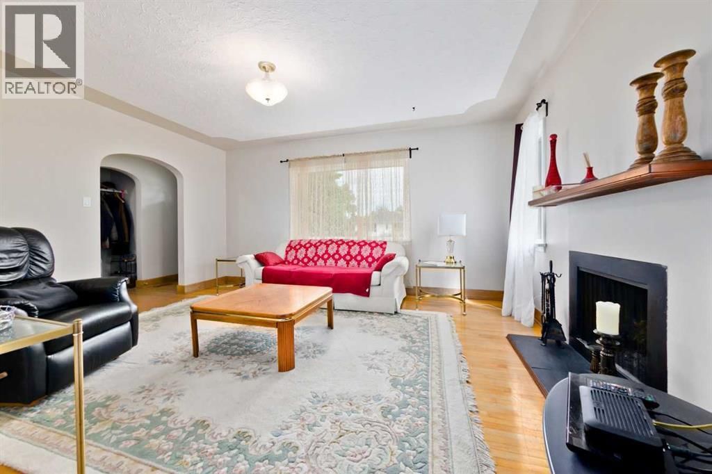 617 17 Avenue property photo