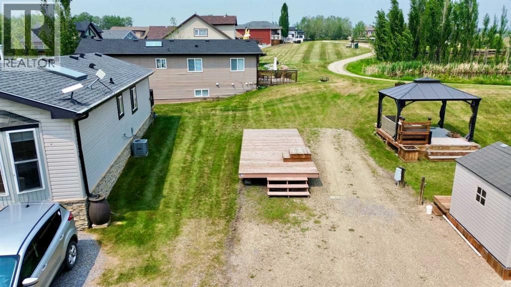 25054 South Pine Lake Road, Rural Red Deer County, Alberta T0M 1R0