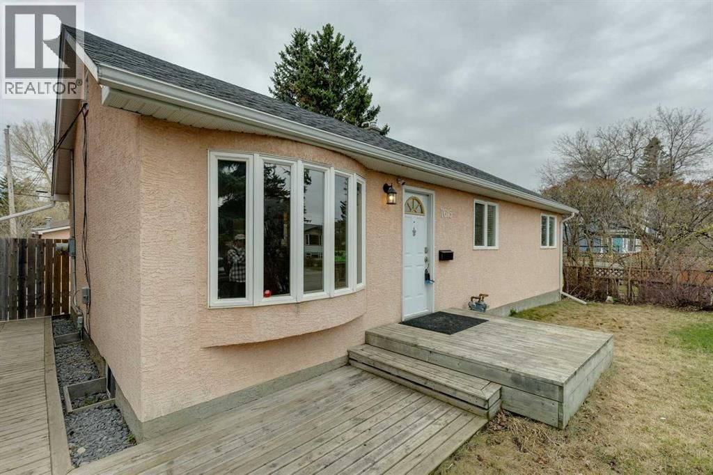 7615 36 Avenue property photo